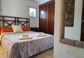 Chalet adosado con terreno en venta en la Carrer de sa Barbada, Cala Vedella, ref: TR309897 foto
