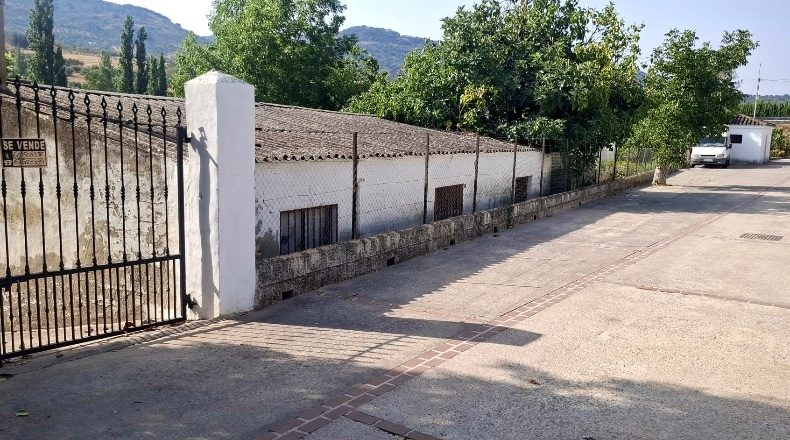 Málaga - Химера де Либар - 7000m2