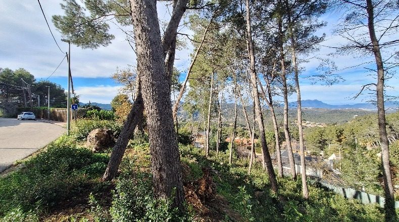 Barcelona - Corbera de Llobregat - 800m2