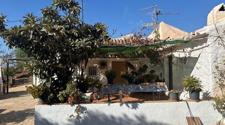 Málaga - Almogía - 30000m2