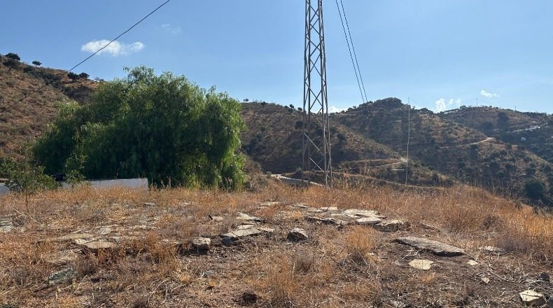 Málaga - Almogía - 30000m2