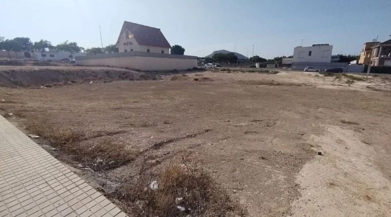 Alicante - Новельда - 1230m2