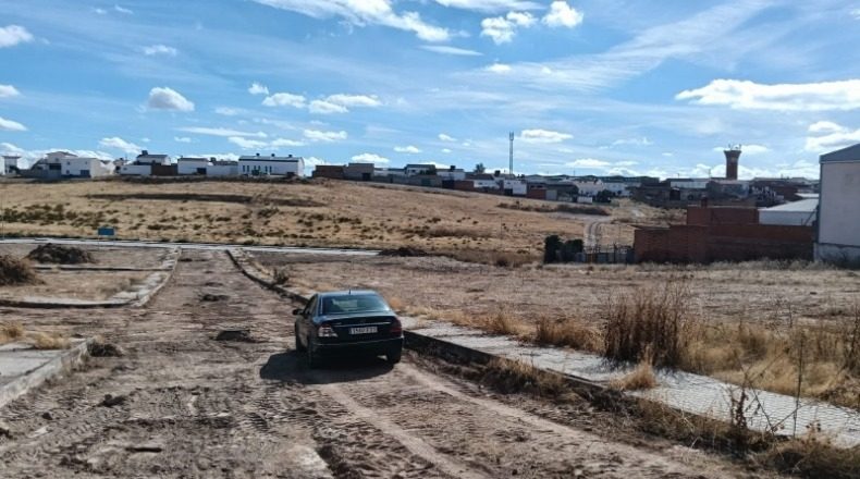 Badajoz - Usagre - 12000m2