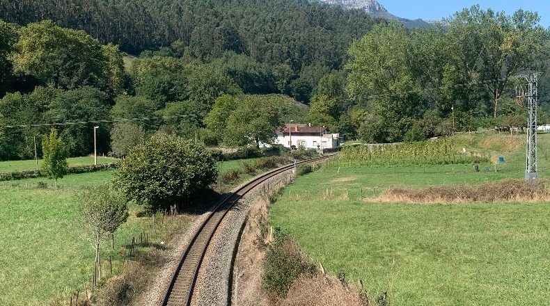 Cantabria - Рамалес-де-ла-Виктория - 2035m2