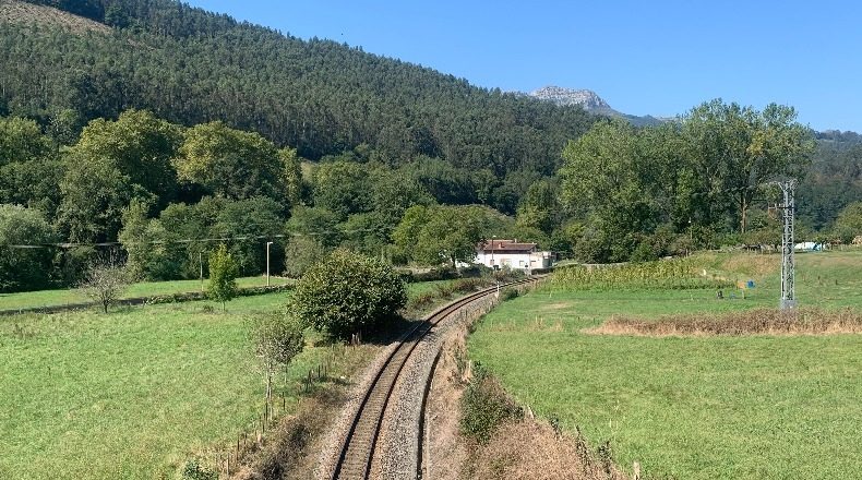 Cantabria - Рамалес-де-ла-Виктория - 2035m2