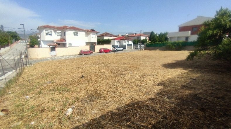 Granada - Вилья-де-Отура - 674m2