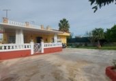Отдельно стоящий дом с участком на продажу в городе el Catllar Фото