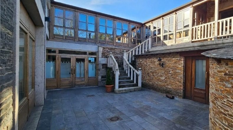 Lugo - A Lavandeira - 14500m2