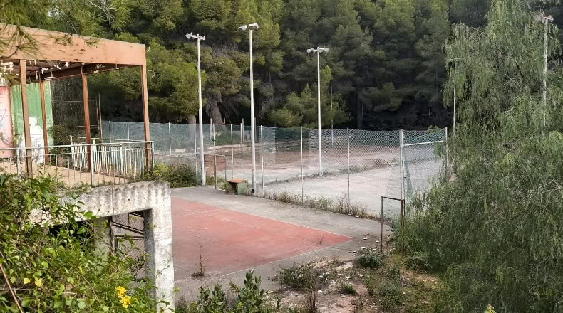 Барселона - Montornès del Vallès - 7434m2
