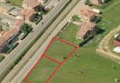 Urban land for sale on Calle la Vía, Villaquilambre, ref: TR356901 photo