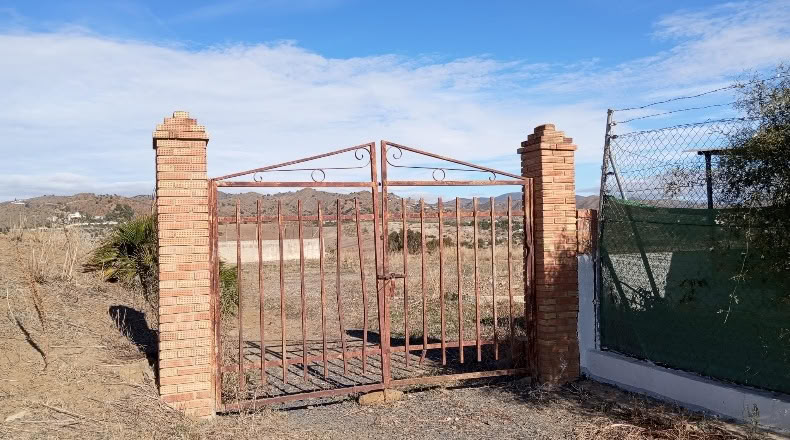 Málaga - Cártama - 17000m2