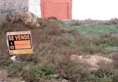 Urban land for sale on Calle Juan Negrín, La Puebla de Cazalla, ref: TR374450 photo