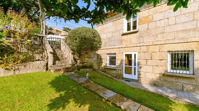 Pontevedra - Vigo - 1260m2
