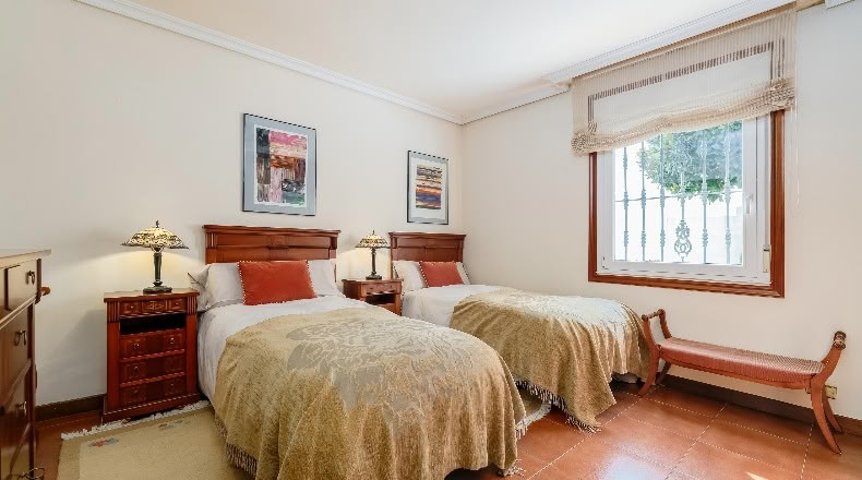 Pontevedra - Vigo - 1260m2