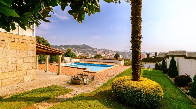 Pontevedra - Vigo - 1260m2