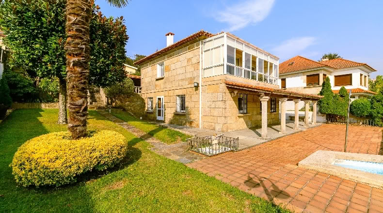 Pontevedra - Vigo - 1260m2