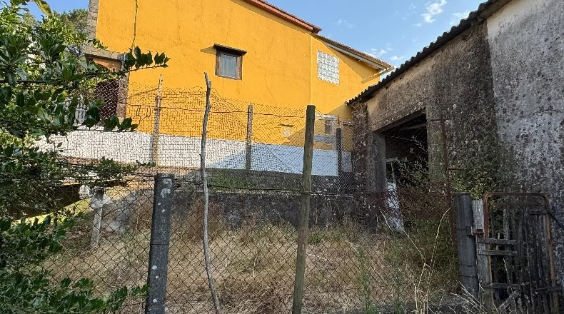 La Coruña - Portomouro de Arriba - 4500m2