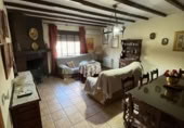Chalet independiente con terreno en alquiler en la España, Baena, ref: TR398356 foto