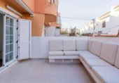 Chalet independiente con terreno en alquiler en la España, Valencia, ref: TR399128 foto