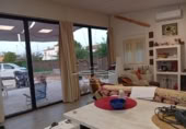 Chalet independiente con terreno en alquiler en la España, Lucena, ref: TR399523 foto