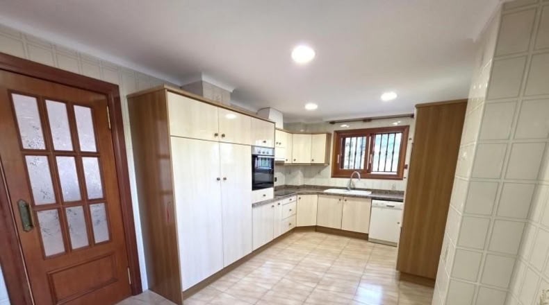 Castellón - Benicasim - 1700m2