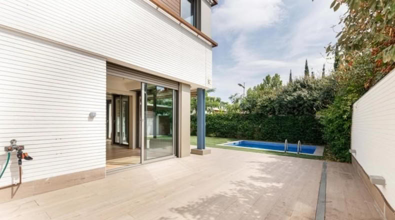 Barcelona - Sabadell - 341m2