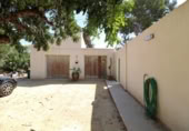 Xalet independent amb terreny en lloguer a la España, San Juan del Monte, ref.: TR398652 foto