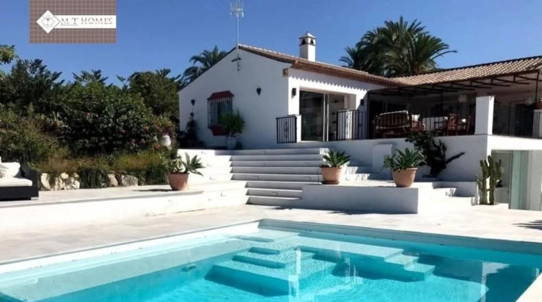 Málaga - Estepona - 5000m2