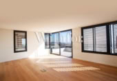 Casa de pueblo en alquiler en la España, Barcelona, ref: TR399369 foto