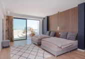Chalet independiente con terreno en alquiler en la España, Marbella, ref: TR398345 foto