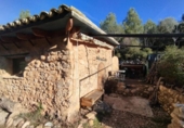Chalet independiente con terreno en venta en la España, Arnes, ref: TR399723 foto