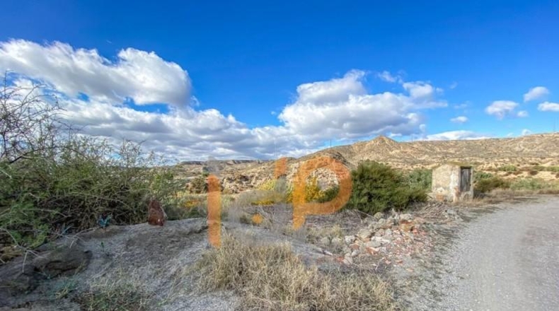Almeria - Huércal-Overa - 7992m2