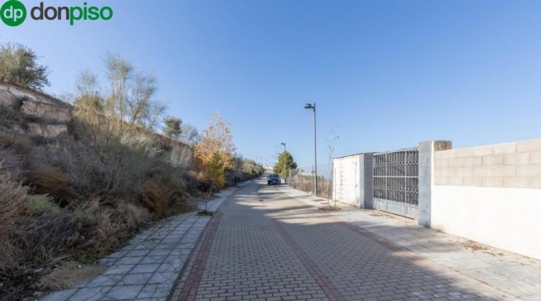 Granada - La Zubia - 780m2