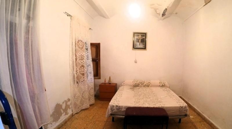 Caceres - Valdeobispo - 438m2