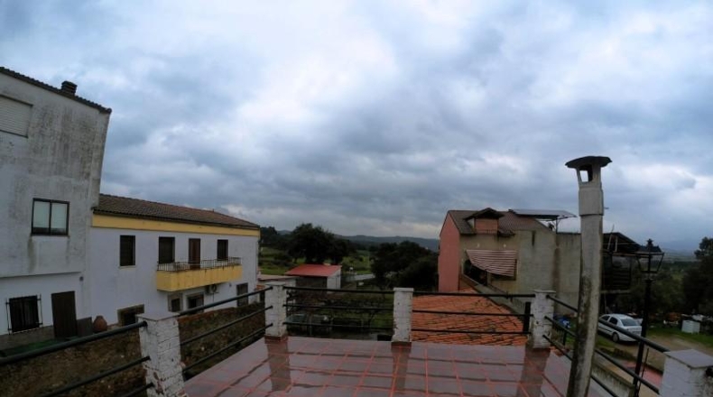 Caceres - Valdeobispo - 438m2