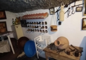 Отдельно стоящий дом с участком на продажу в городе San Pedro Фото