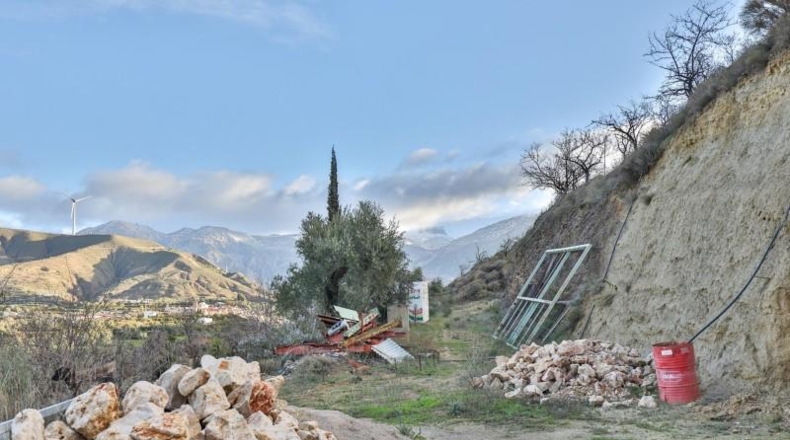 Granada - Píñar - 2043m2