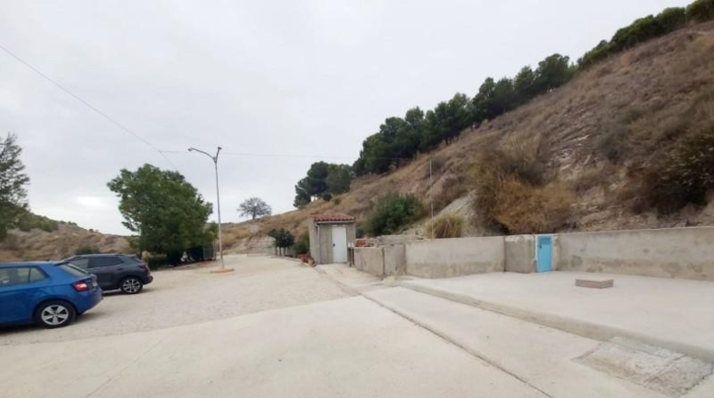 Alicante - Aspe - 1680m2