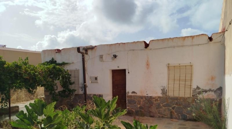 Almeria - Los Nietos - 1100m2