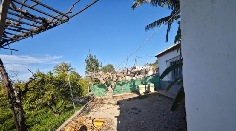 Valencia - Beniatjar - 1650m2