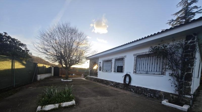 Cáceres - Cabrero - 1249m2