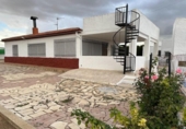 Detached villa with land for sale on España, Almansa, ref: TR398246 photo