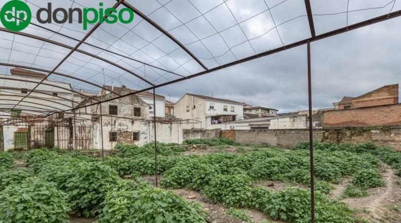 Granada - Huétor Tájar - 875m2