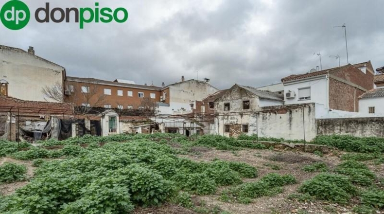 Granada - Huétor Tájar - 875m2