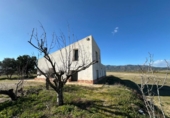 Finca rústica en venta en la España, la Ràpita, ref: TR388418 foto