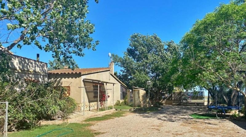 Tarragona - Deltebre - 12319m2