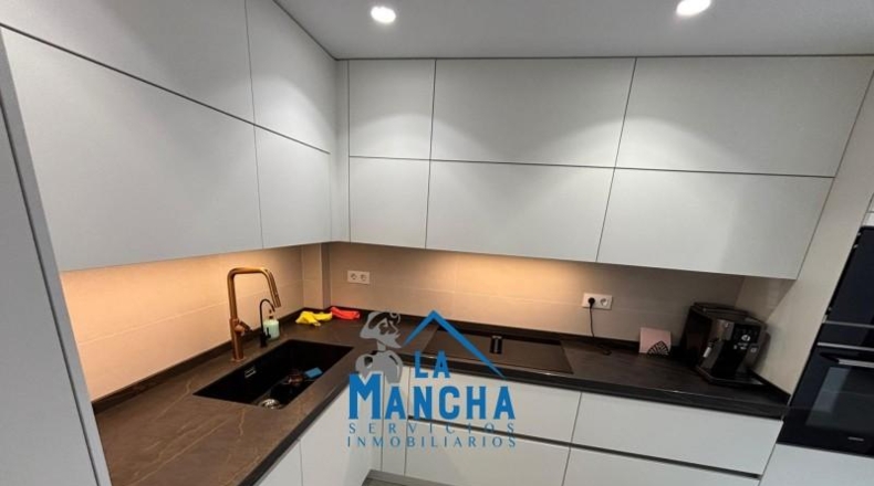 Navarre - Barañáin - 246m2