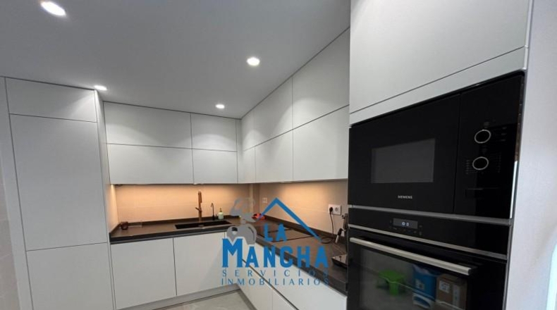 Navarre - Barañáin - 246m2