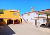 Casa de camp amb terreny en venda a la España, Còrdova, ref.: TR398104 foto