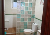 Отдельно стоящий дом с участком на продажу в городе Кордова Фото